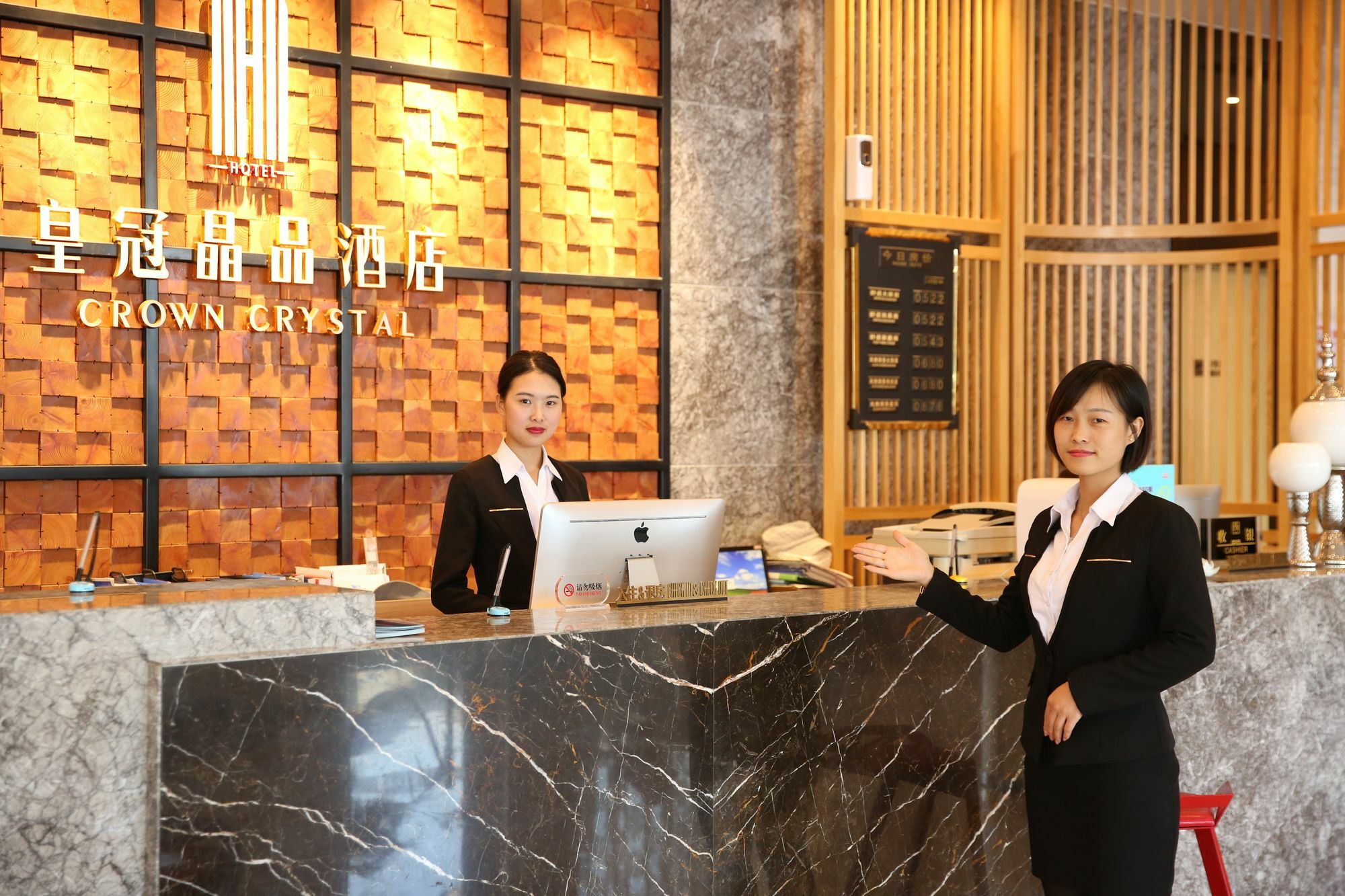 Crown Crystal Hotel Шанхай Екстер'єр фото